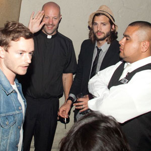 Ashton Kutcher Ashton Kutcher